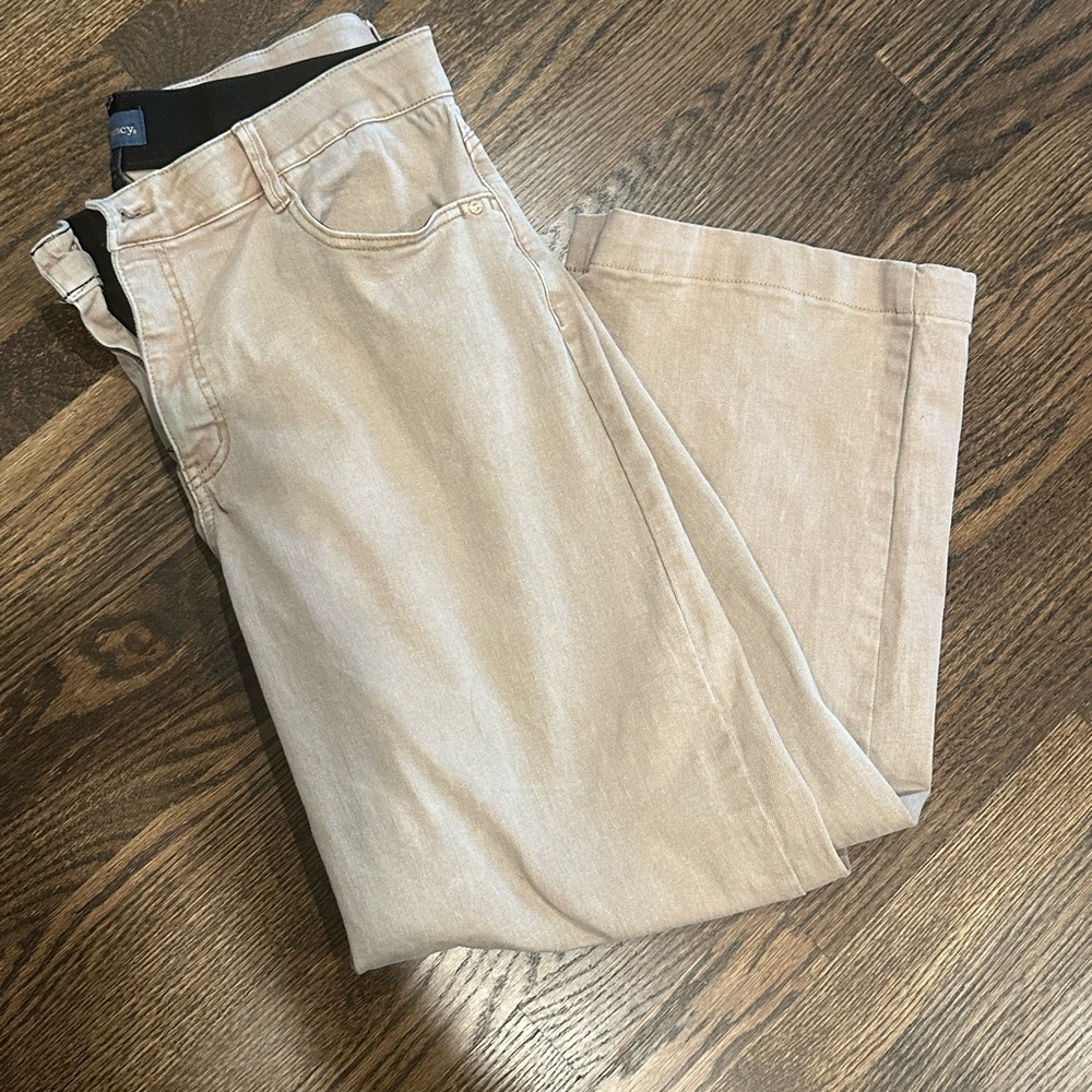 Democracy Women’s Light Tan Jeans